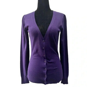 Ricki’s Cardigan  V Neck Button Front Fitted Purple Size Small